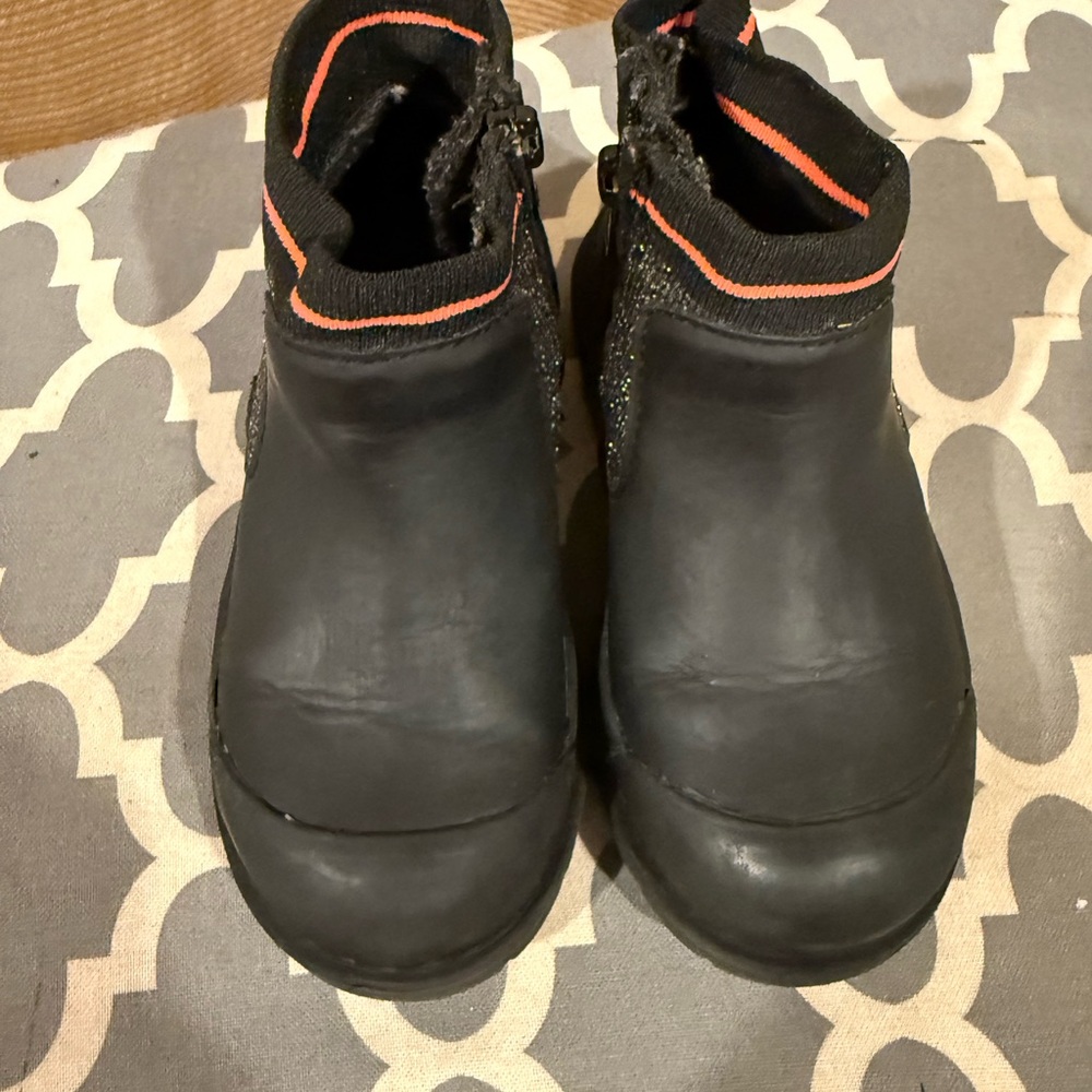 Kids Zara boots size 22